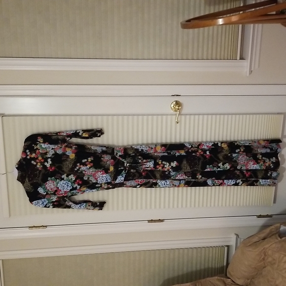 Ladies Got It Love It Black Floral Jumpsuit - Picture 6 of 9